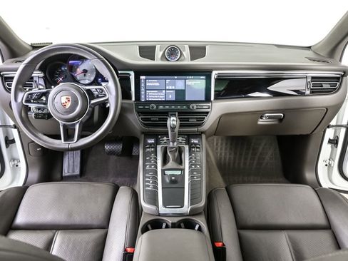 Used 2019 Porsche Macan S image 19