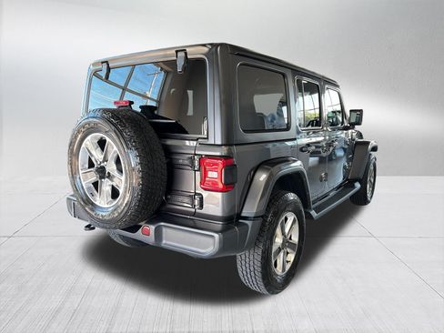 Used 2022 Jeep Wrangler Unlimited Sahara w/ LED Lighting Group AWD/4WD image 4