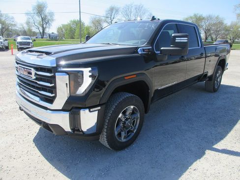 New 2026 GMC Sierra 3500 SLE w/ SLE Value Package AWD/4WD image 10