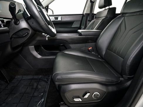 Used 2025 Hyundai Santa Fe XRT image 12