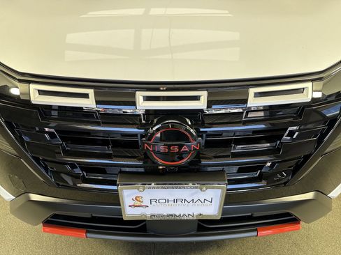 New 2026 Nissan Rogue Rock Creek image 25