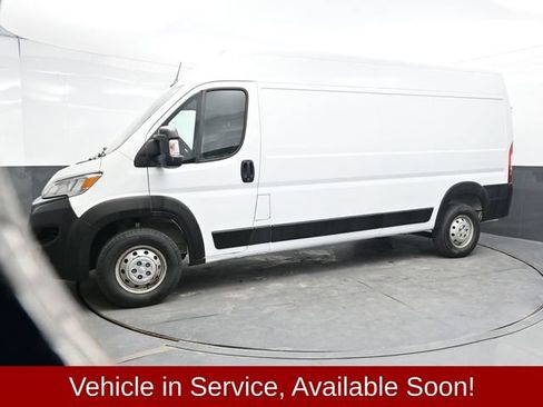 Used 2023 RAM ProMaster 2500 FWD image 3