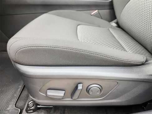 New 2026 Kia Sportage S image 17