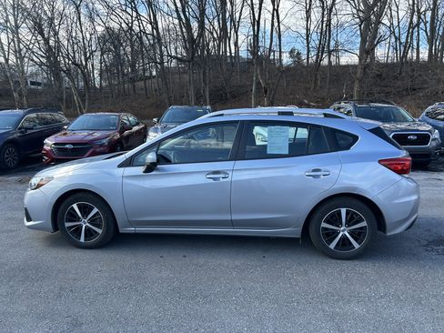 Used 2023 Subaru Impreza Premium image 5