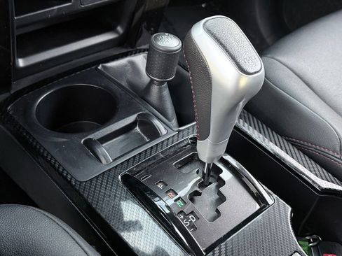 Used 2024 Toyota 4Runner TRD Off-Road Premium image 30