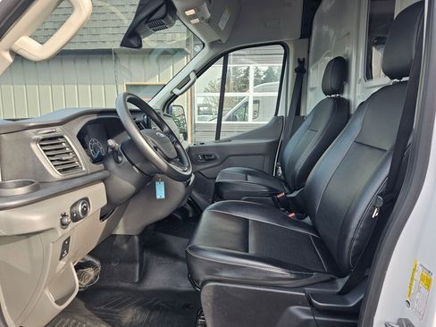 Used 2024 Ford Transit 250 148 Medium Roof w/ Load Area Protection Package image 18