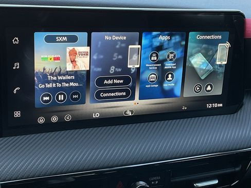 New 2026 Nissan Kicks SR image 31