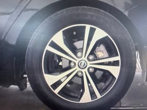 Certified 2022 Nissan Sentra SV FWD image 22