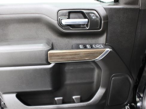 Used 2022 Chevrolet Silverado 1500 RST AWD/4WD image 5