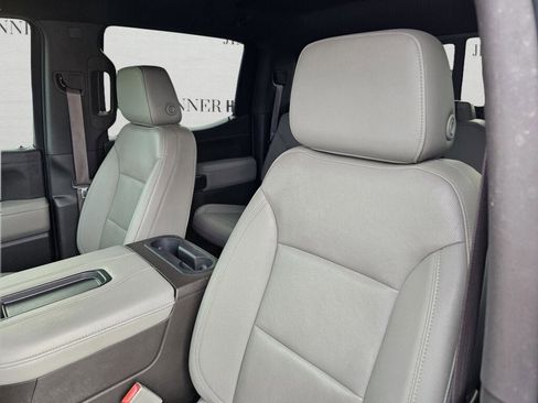 Used 2021 Chevrolet Silverado 1500 LTZ image 19