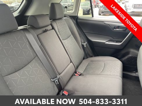 Used 2024 Toyota RAV4 XLE FWD image 18