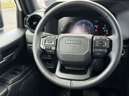 Used 2025 Toyota Land Cruiser 1958 image 9