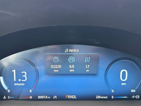 Used 2024 Ford Escape Platinum AWD/4WD image 26