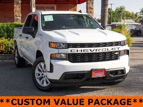 Used 2021 Chevrolet Silverado 1500 Custom image 2