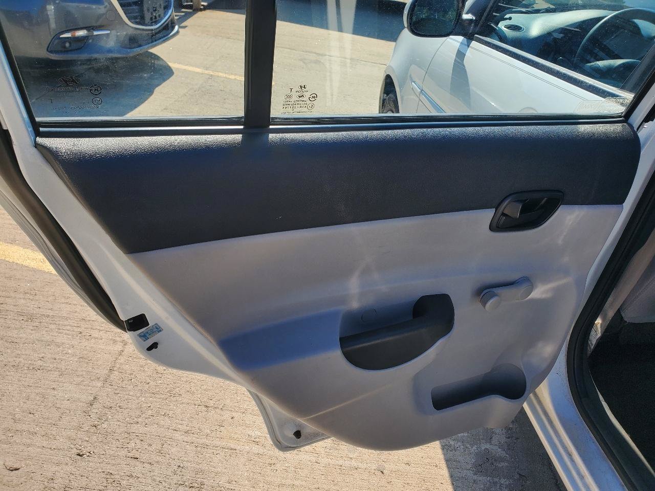 Used 2011 Hyundai Accent GLS FWD image 13