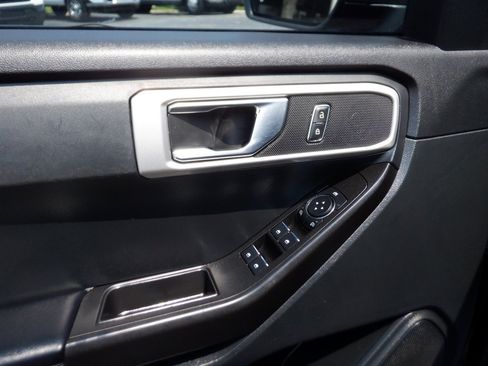 Used 2022 Ford Explorer 4WD Police Interceptor image 12