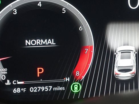 Used 2023 Acura MDX A-Spec image 3