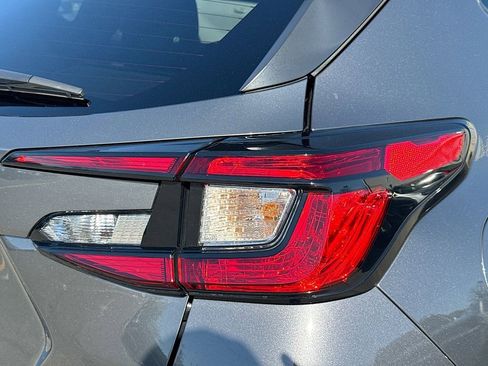 Used 2025 Subaru Crosstrek 2.5i Limited w/ Crosstrek Mirror Package image 37