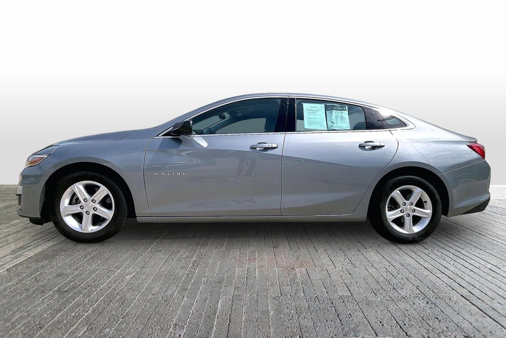 Used 2023 Chevrolet Malibu LS FWD image 4
