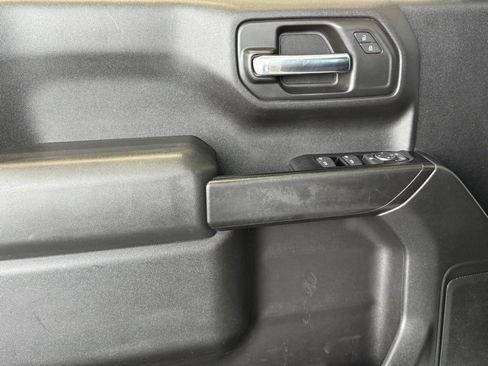 Used 2019 Chevrolet Silverado 1500 W/T w/ Z71 Off-Road Package image 14