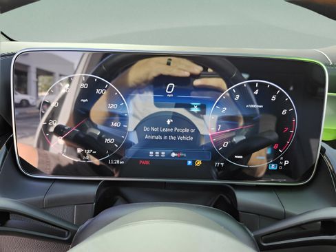 Certified 2025 Mercedes-Benz GLC 300 4MATIC image 21