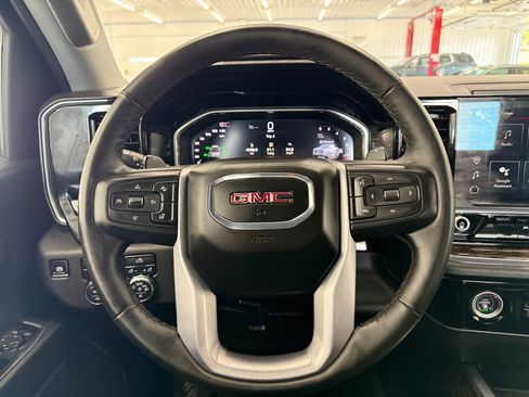 Used 2024 GMC Sierra 1500 Elevation w/ X31 Off-Road Package AWD/4WD image 16