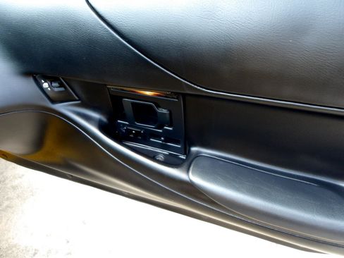 Used 1996 Chevrolet Corvette Coupe image 7