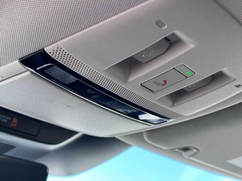 Used 2025 Nissan Murano SL image 22