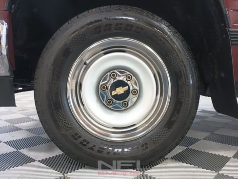 Used 1988 Chevrolet Silverado 2500 2WD Regular Cab image 12
