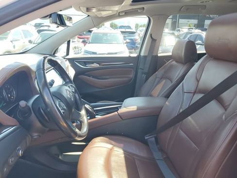 Used 2019 Buick Enclave Avenir w/ Avenir Technology Package AWD/4WD image 18