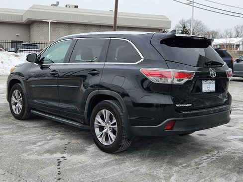 Used 2015 Toyota Highlander XLE image 4