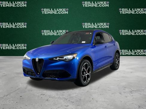 Used 2024 Alfa Romeo Stelvio Veloce image 10