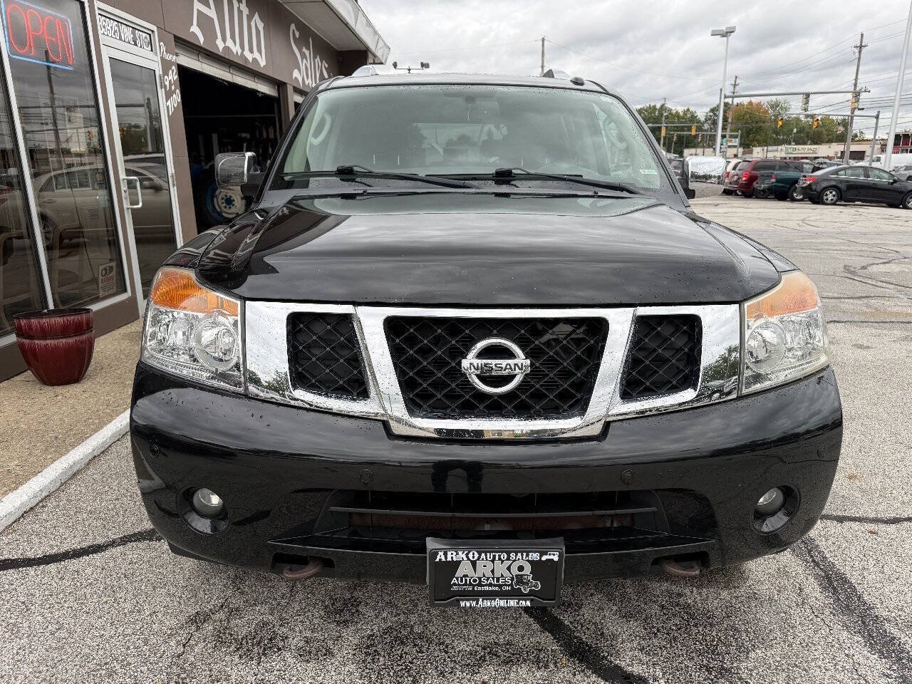 Used 2012 Nissan Armada Platinum AWD/4WD image 2