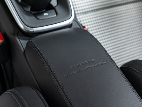 Certified 2024 Porsche 911 Carrera S RWD image 31