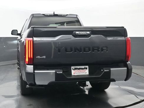Used 2024 Toyota Tundra Limited AWD/4WD image 19
