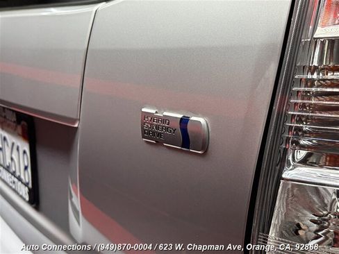 Used 2014 Toyota Prius V Two image 25