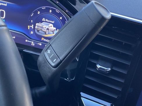 Used 2024 Chevrolet Silverado 3500 LT w/ Convenience Package image 20