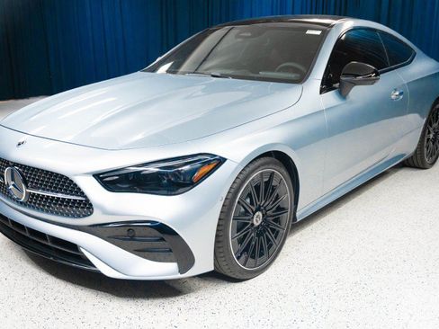 New 2026 Mercedes-Benz CLE 450 4MATIC Coupe image 1