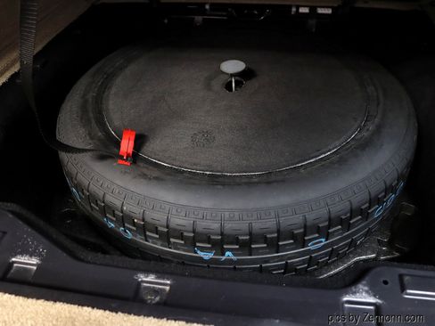 Used 2016 Land Rover Range Rover Supercharged image 32