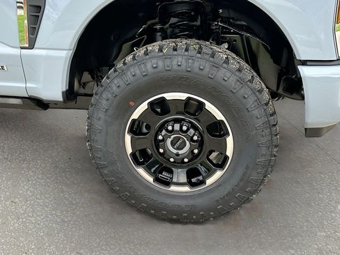 New 2026 Ford F250 Platinum w/ Platinum Plus Package AWD/4WD image 20