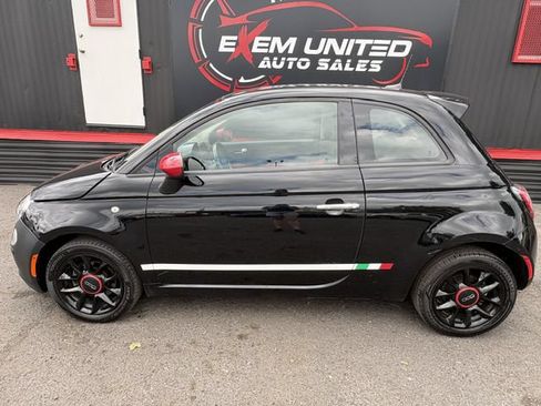 Used 2016 FIAT 500 Pop w/ Italia Package FWD image 2