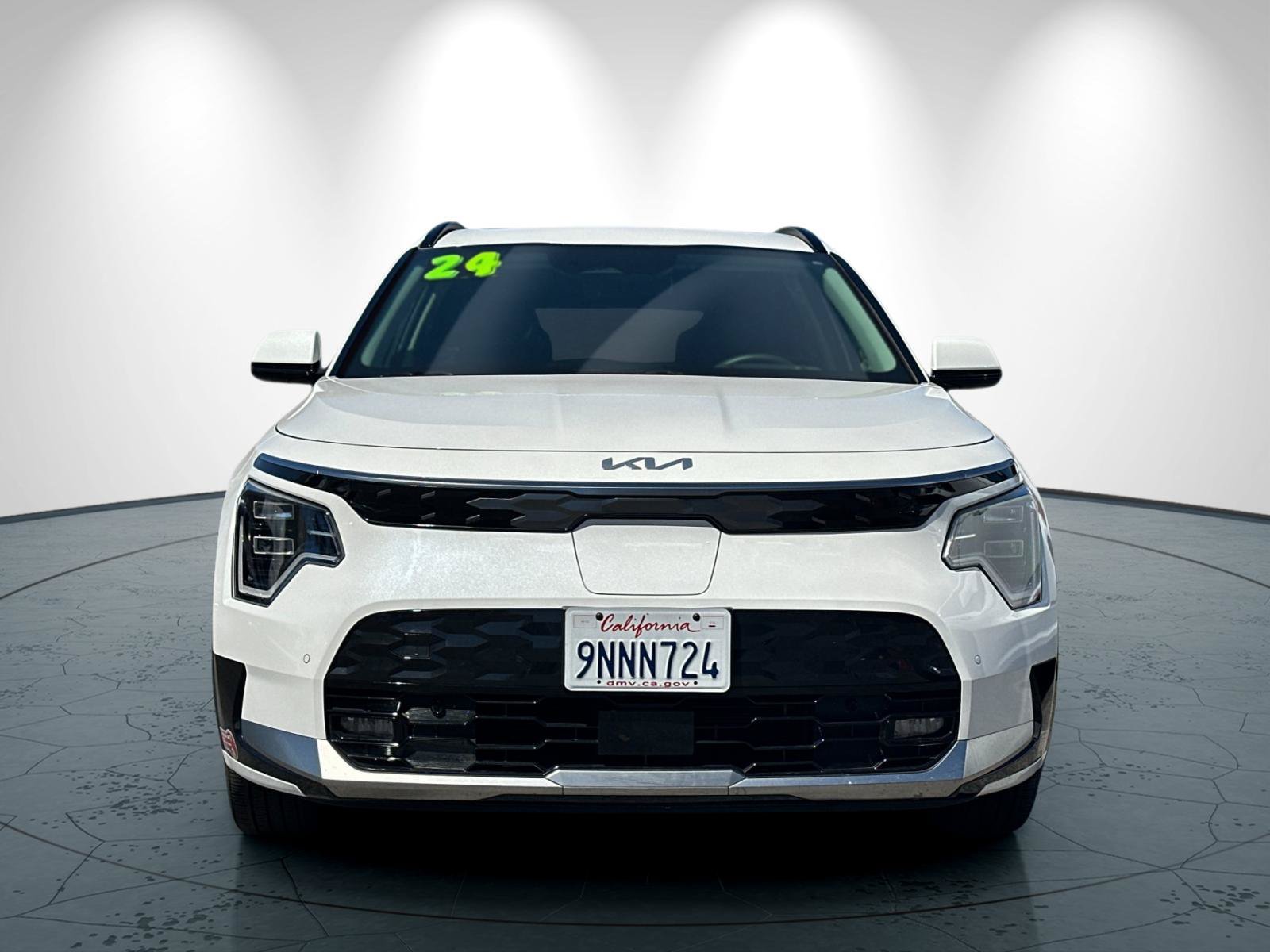 Used 2024 Kia Niro Wave FWD image 9