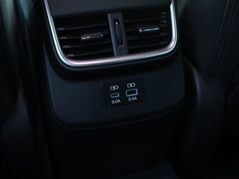 Used 2025 Subaru Outback Premium w/ Popular Package #1A image 19