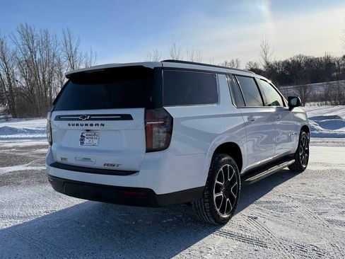 Used 2024 Chevrolet Suburban RST w/ Luxury Package image 4