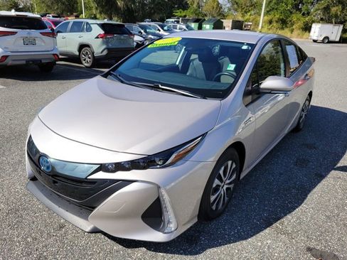 Used 2021 Toyota Prius Prime XLE w/ Carpet Mat Package (TMS) image 14