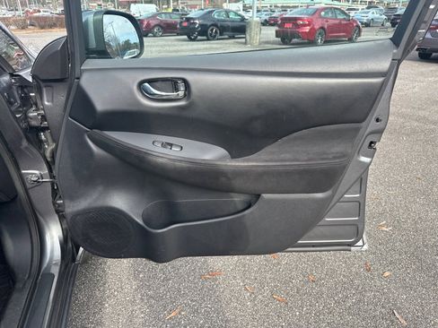 Used 2015 Nissan Leaf S w/ Charge Package image 14