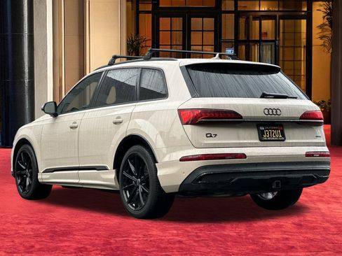 Used 2023 Audi Q7 3.0T Prestige w/ Prestige Package image 4