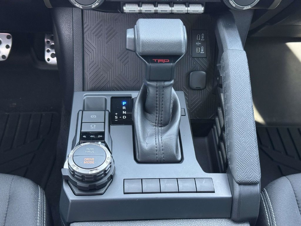 Certified 2025 Toyota Tacoma TRD Sport AWD/4WD image 6