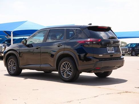 Used 2024 Nissan Rogue S FWD image 5