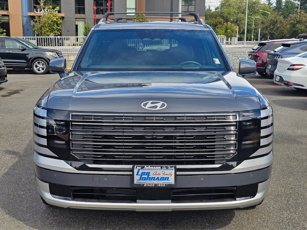 Used 2026 Hyundai Palisade Calligraphy AWD/4WD image 2